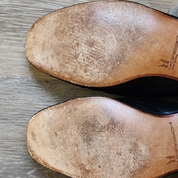 Moreschi Black Leather Men's Slip-On Loafers - Picture 15 of 16